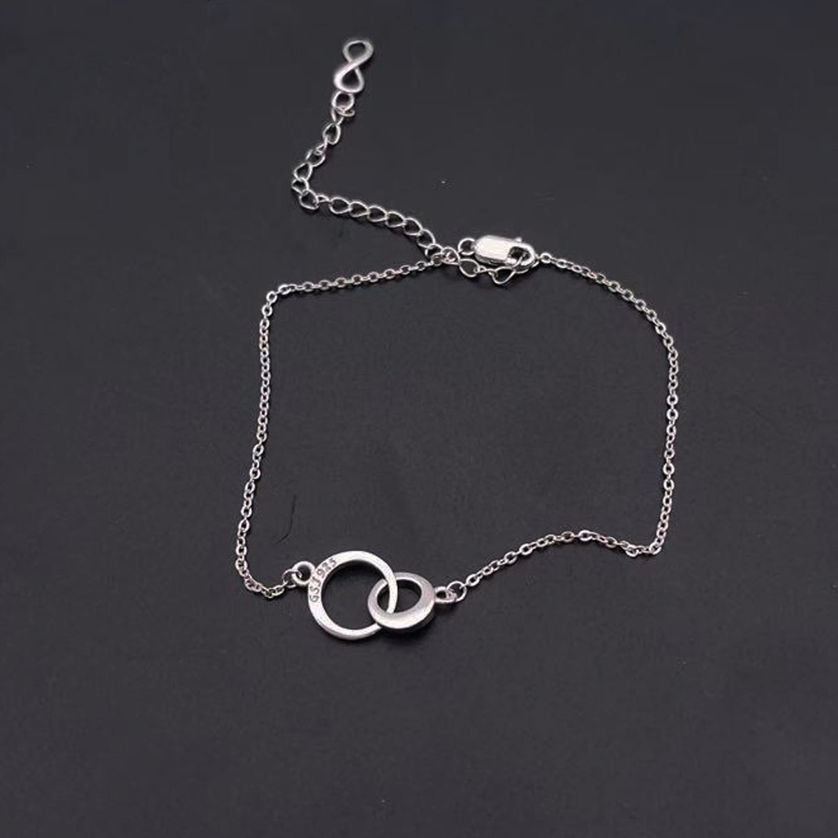Kærleiks armband