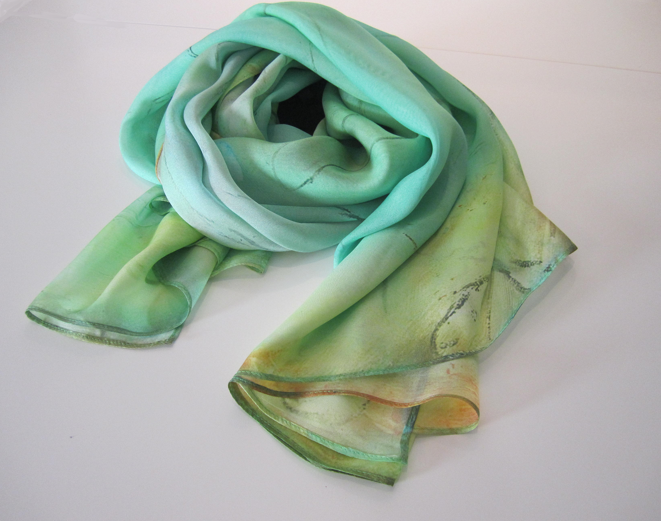 Spirits of the night scarf - HULDA